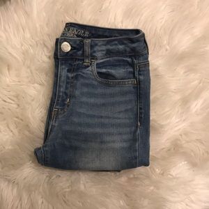Hi-rise American eagle jegging super stretch jeans